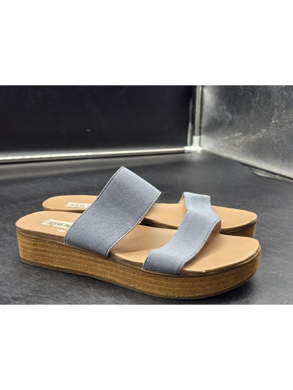 Steve Madden Aliyah Sandals Womens Size 7.5 Gray Wedge Slide Damage Shoes